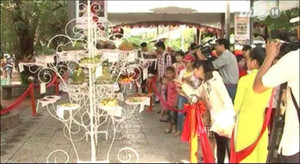 Hàng loạt trái cây lạ lần đầu xuất hiện khiến người Sài Gòn kinh ngạc