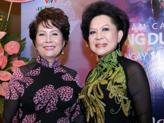 Giao Linh, Phương Dung cùng hát những bản nhạc bất hủ