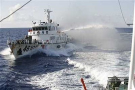 Nóng sáng 4/6: Trung Quốc đổi chiến thuật, tấn công tàu Cảnh sát biển VN