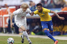 Neymar im tiếng, Brazil thắng nhẹ Serbia
