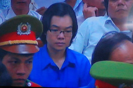 Khởi tố vụ án tại ngân hàng ACB và VietBank