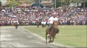Video: Lễ hội đua ngựa độc nhất Việt Nam