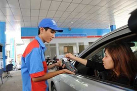 Tăng giá bán xăng dầu vượt trần, 3 doanh nghiệp bị 'sờ gáy'