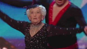 Quý bà 80 tuổi gây 'sốc' cuộc thi Got Talent
