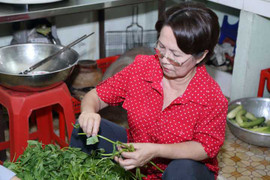 Danh ca Phương Dung dành cả đời cho thiện nguyện