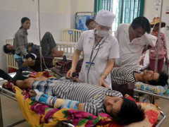 Thuyền viên Trung Quốc bị nạn được Việt Nam cứu giúp