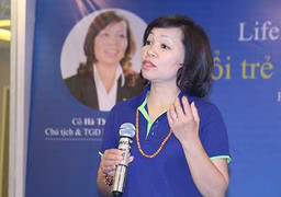 'Người đàn bà thép' dạy giới trẻ cách sống yêu thương