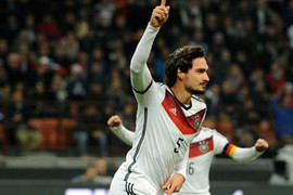 Clip bàn thắng: Hummels đánh đầu dũng mãnh nhân đôi cách biệt