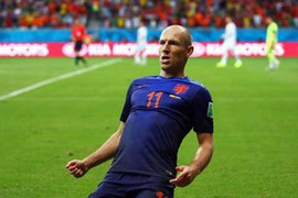 Chạy như xe máy, Robben thành cầu thủ nhanh nhất thế giới