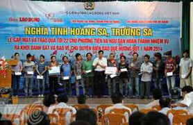 Tri ân ngư dân sát cánh bám biển giữ chủ quyền