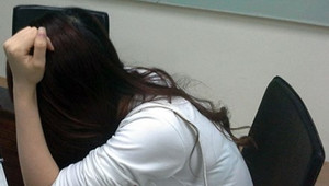 Bị ép bán dâm, nữ tiếp viên đâm trọng thương bà chủ