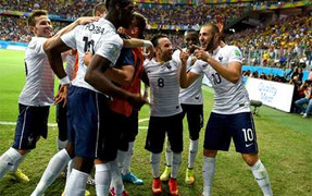 Thắng đậm Thụy Sỹ, Pháp nuôi tiếp mộng vô địch