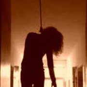 Nữ sinh tự tử do kết quả thi tốt nghiệp?