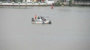 Thiếu nữ gieo mình xuống sông Sài Gòn tự tử chiều mưa