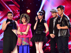 Clip: 'Tình cũ Công Vinh' khóc nức nở trên sân khấu