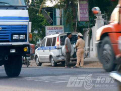 'Hung thần' cày nát quốc lộ, CSGT 'làm ngơ' cho đi?