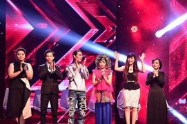 Tình cũ Công Vinh và trai đẹp bán phở xin rời X Factor