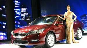Honda ra mắt xe tiết kiệm nhiên liệu giá 'chát'