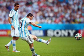 Clip bàn thắng: Messi sút phạt đẹp mắt tung lưới Nigeria