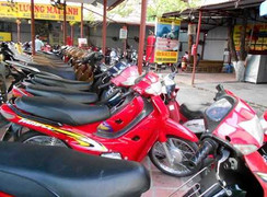 Chiêu trò mông má, nâng đời xe cũ móc túi người mua