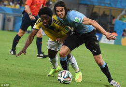 Thần đồng James Rodriguez đưa Colombia vào tứ kết