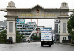 Có thể tạm đóng một số cửa khẩu Việt - Trung: Sự ‘hăm dọa' nho nhỏ?