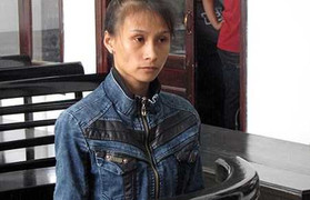 Chồng nằm bệnh viện, vợ mang heroin vào 'tiếp tế'