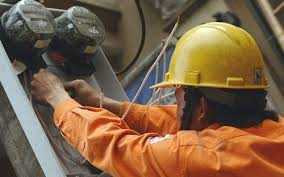 Hóa đơn điện tăng vọt: Điện lực Hà Nội trần tình