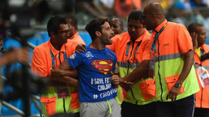 'Siêu nhân' phá trận Bỉ-Mỹ muốn nói gì?