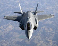 Chiến đấu cơ hiện đại F-35 Mỹ bị ngưng hoạt động