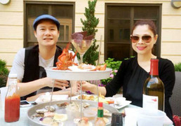 Thanh Thảo hẹn hò tình cũ Quang Dũng trên đất Mỹ