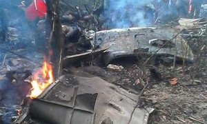 Video: Máy bay trực thăng rơi ở Hòa Lạc