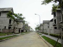 Hoang lạnh 'thiên đường' Thăng Long: Nơi chôn tiền đại gia