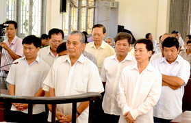 Nguyên bí thư huyện bảo kê cát lậu bị phạt tù