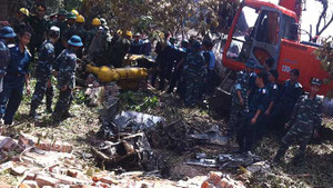 Tạm ngừng công tác huấn luyện bay trong một tuần