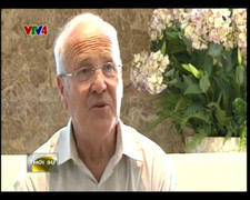 Giáo sư Pháp bác hoàn toàn luận điệu xuyên tạc lịch sử của TQ