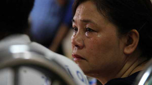 Rơi máy bay Mi-171: Mẹ đẫm lệ nhận danh hiệu dũng cảm thay con