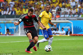 Klose thành 'Vua dội bom' World Cup thế nào?