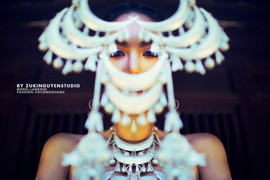 Siêu mẫu Lan Khuê ma mị giữa Đại nội kinh thành Huế