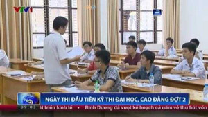 Thứ trưởng kiểm tra đột xuất trường ĐH 27 điểm vẫn trượt