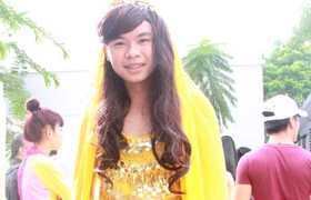 Clip: Nam sinh giả gái thi vào ĐH Văn hóa Hà Nội