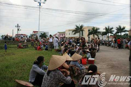 Vụ cháy chợ Hải Hà: Lãnh đạo tỉnh 'xin lỗi', tiểu thương vẫn bất bình