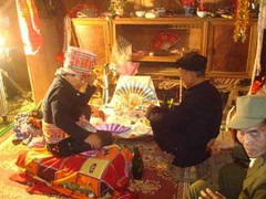 Giải mã sự thật chuyện người ‘nặng vía’ gieo tai ương