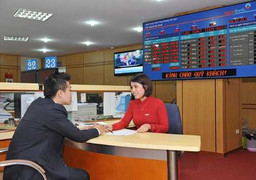 Cho vay tiêu dùng cán bộ công nhân viên lên tới 300 triệu đồng