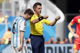 Trọng tài chung kết World Cup: Từng bị nghi ngờ thiên vị Messi