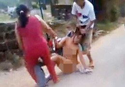 Yêu dại khờ, cô gái bị đánh ghen tàn độc