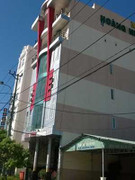 Xác chết dưới hầm thang máy khách sạn