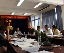 'Sân bay phải bán mì gói, cung cấp nước miễn phí ngay'