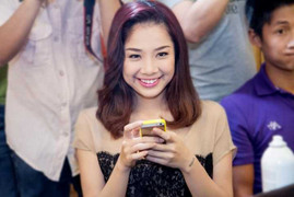 Minh Khuê gợi cảm bén duyên cùng Xuân Bắc