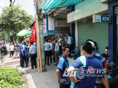 Cháy lớn ở siêu thị, hàng trăm khách tháo chạy tán loạn